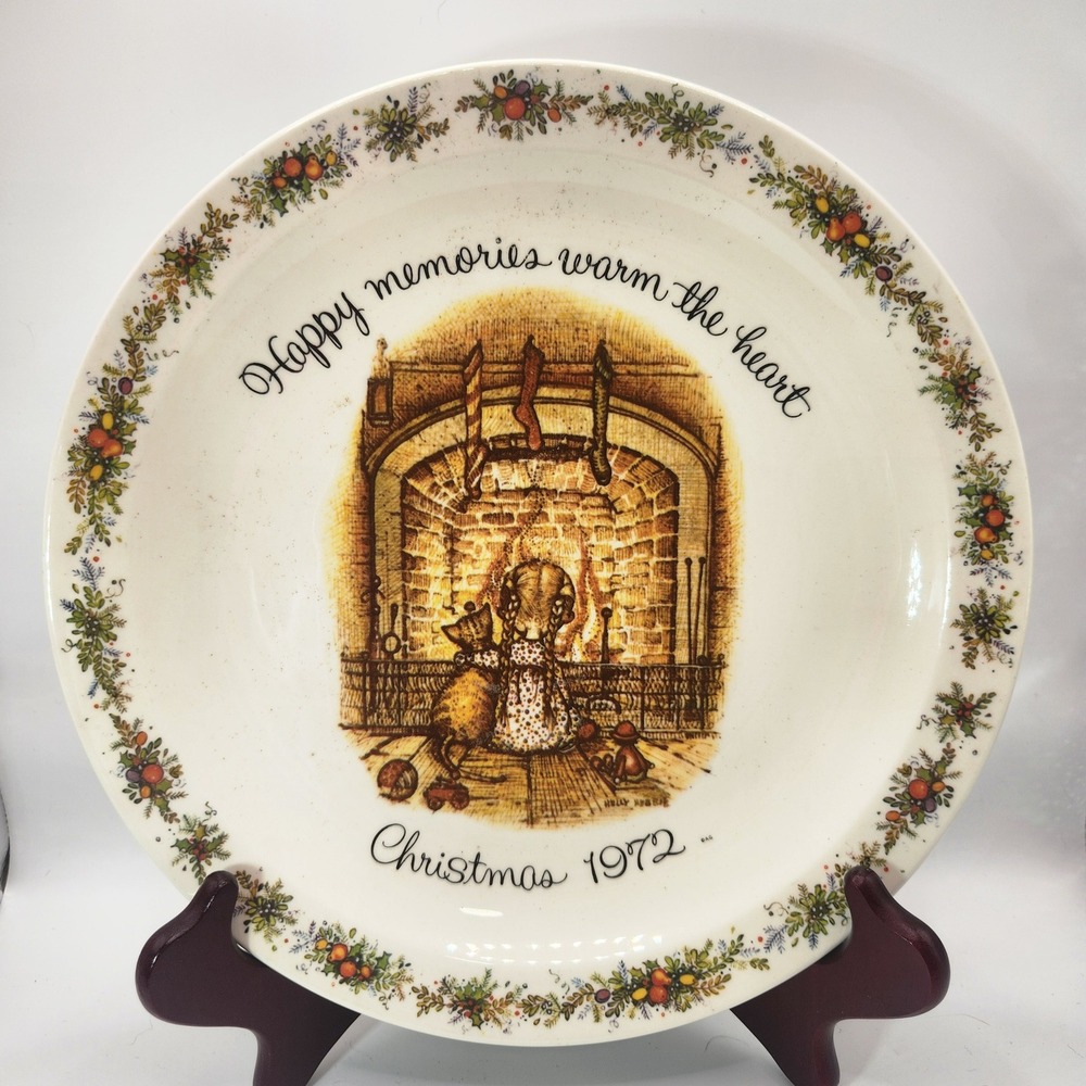 Holly Hobbie Christmas 1972 Commemorative Edition Collector Plate Vintage 1970s